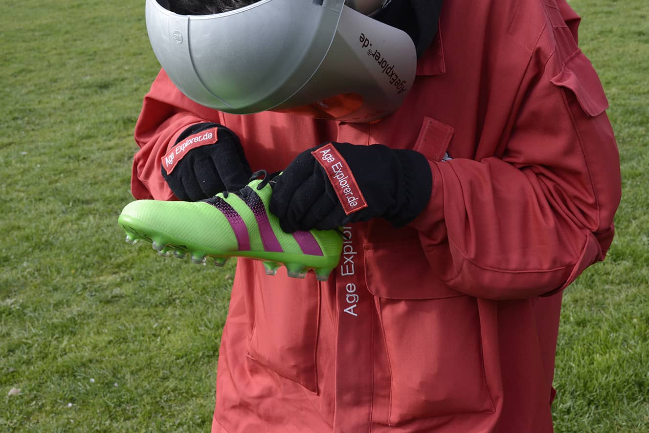 Fussball mit 85